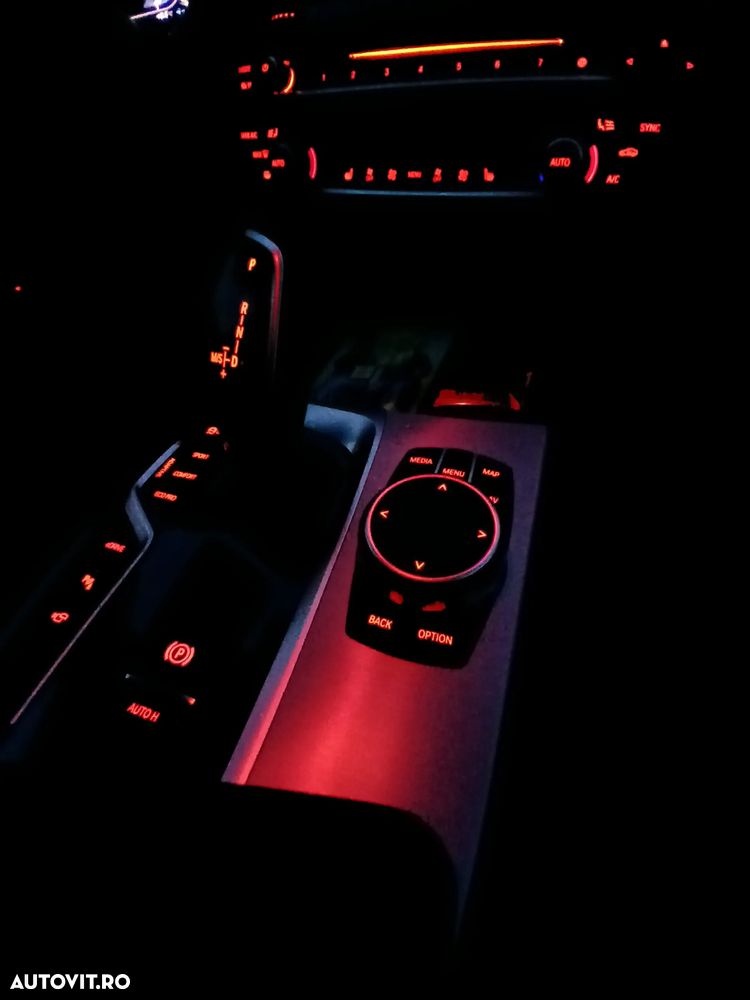 BMW Seria 5 530i Aut. M Sport Edition - 30