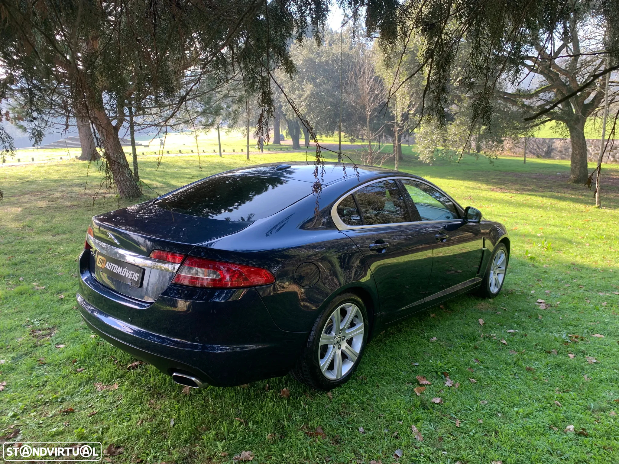Jaguar XF 3.0 D V6 Premium Luxury - 15
