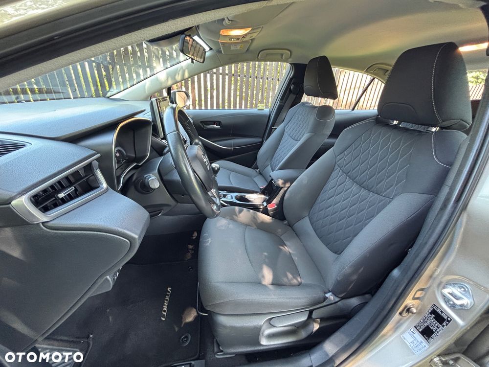 Toyota Corolla 1.5 Comfort - 16
