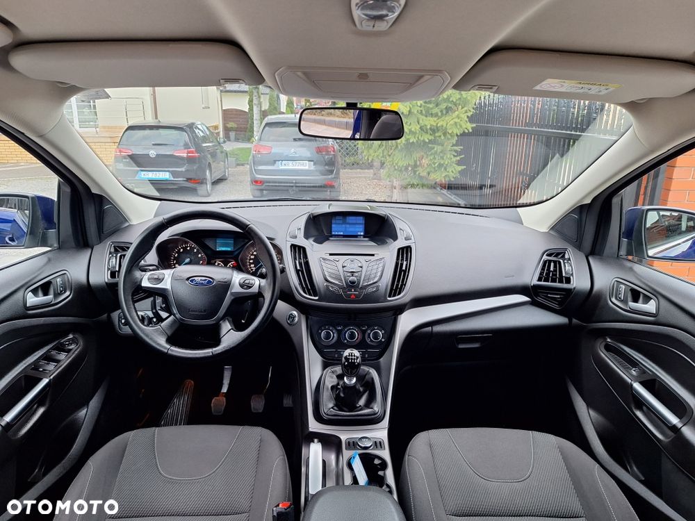 Ford Kuga 1.5 EcoBoost 2x4 Trend - 11