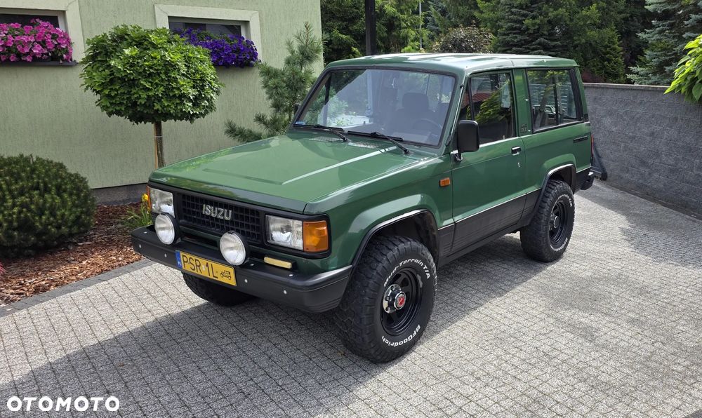 Isuzu Trooper - 3