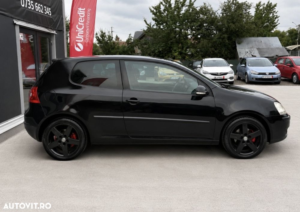 Volkswagen Golf 1.6 Comfortline - 4