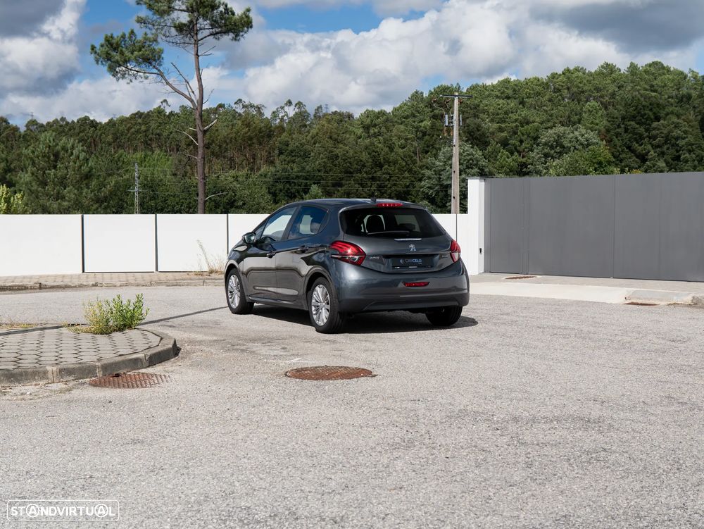 Peugeot 208 1.2 PureTech Style - 4