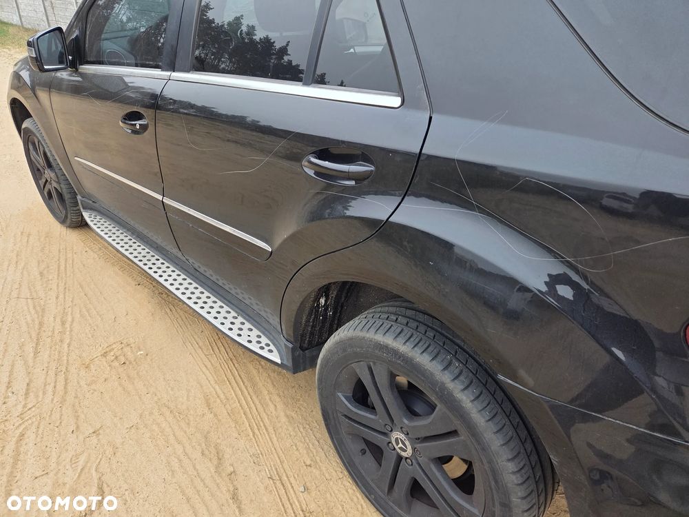 Mercedes-Benz ML - 19