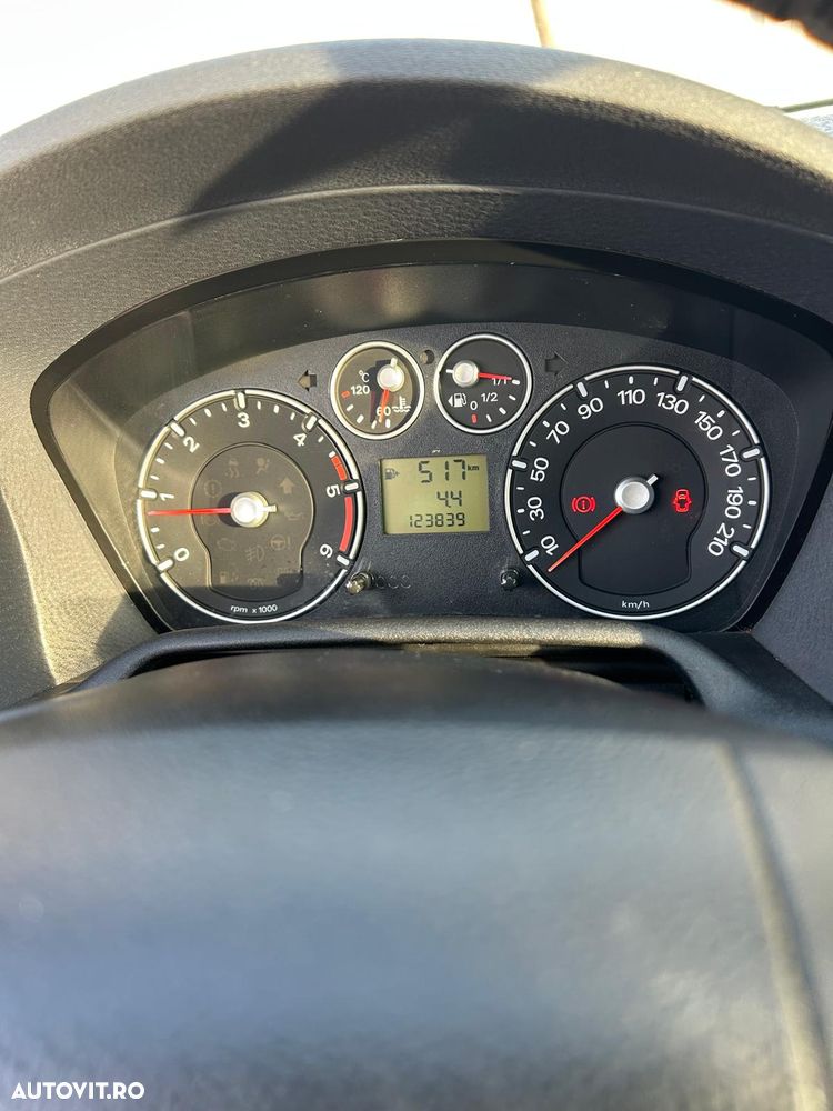 Ford Fusion 1.4 TDCI Comfort - 7