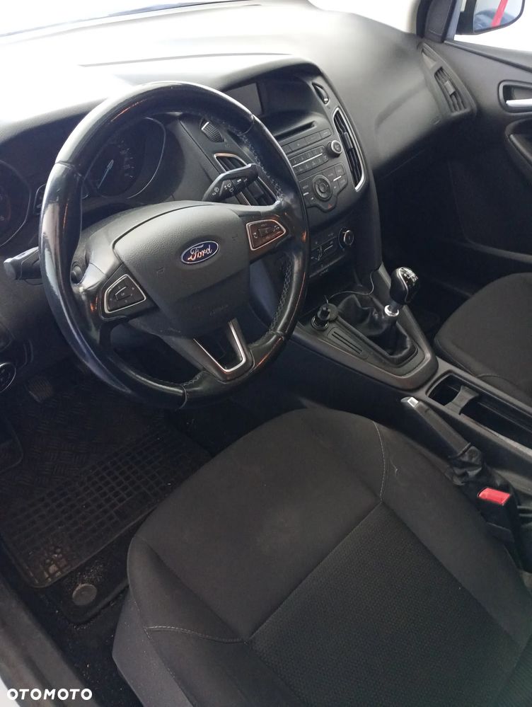 Ford Focus 1.5 TDCi Trend - 5