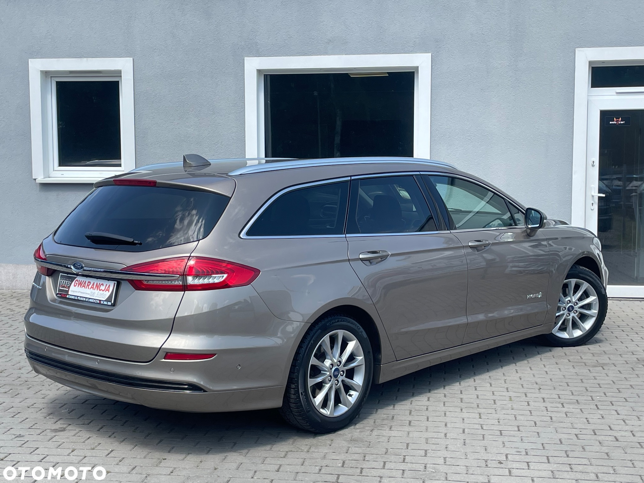 Ford Mondeo 2.0 Hybrid Titanium - 30