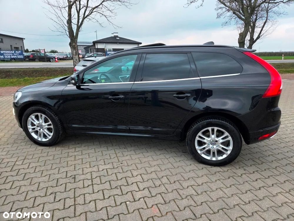 Volvo XC 60 D4 Geartronic Momentum - 16