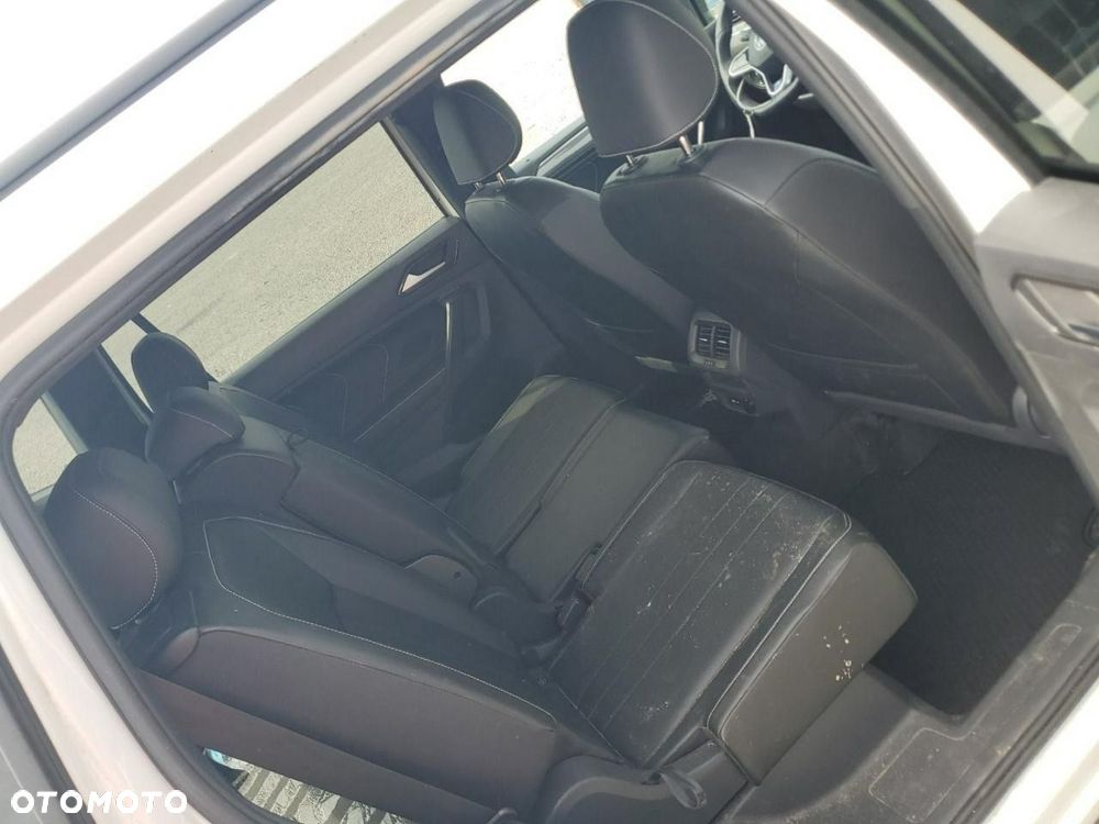 Volkswagen Tiguan - 10