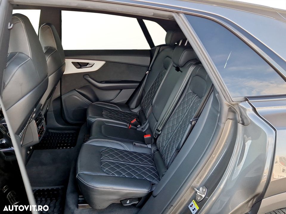 Audi Q8 3.0 55 TFSI quattro Tiptronic MHEV - 13