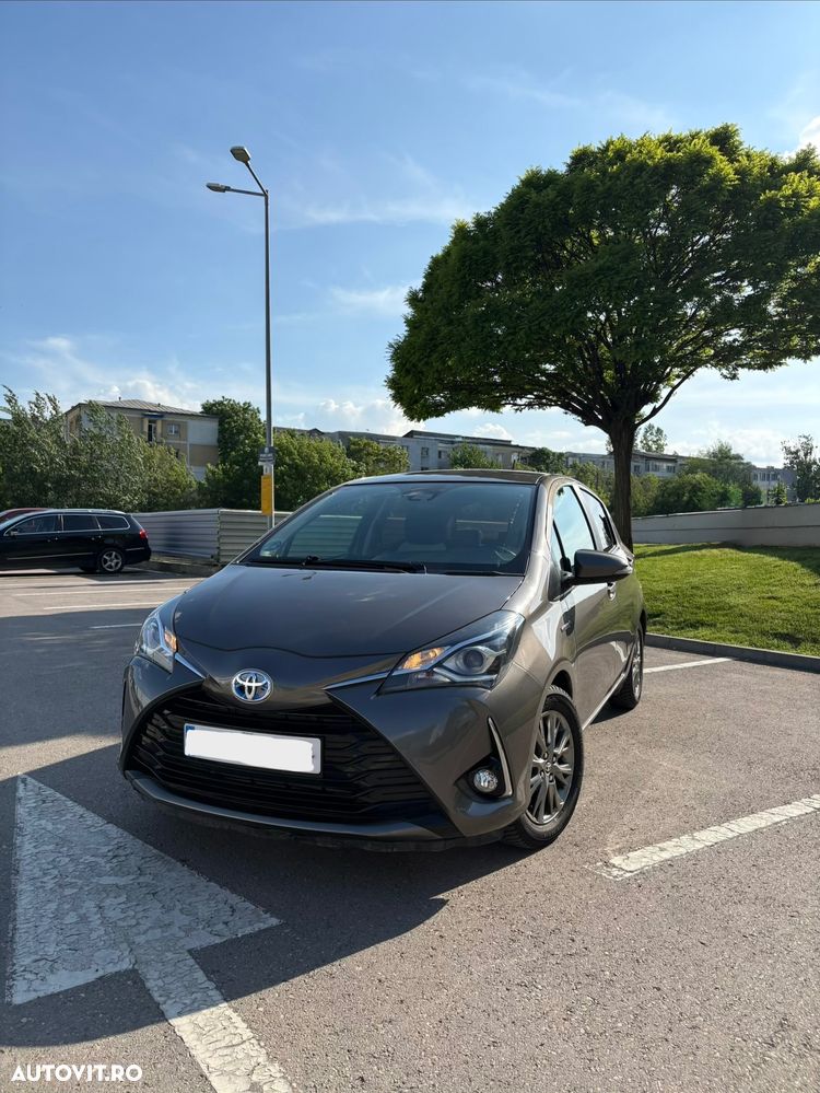 Toyota Yaris 1.5 VVT-i HSD Active - 2