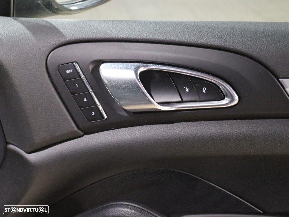 Porsche Cayenne Platinum Edition - 20