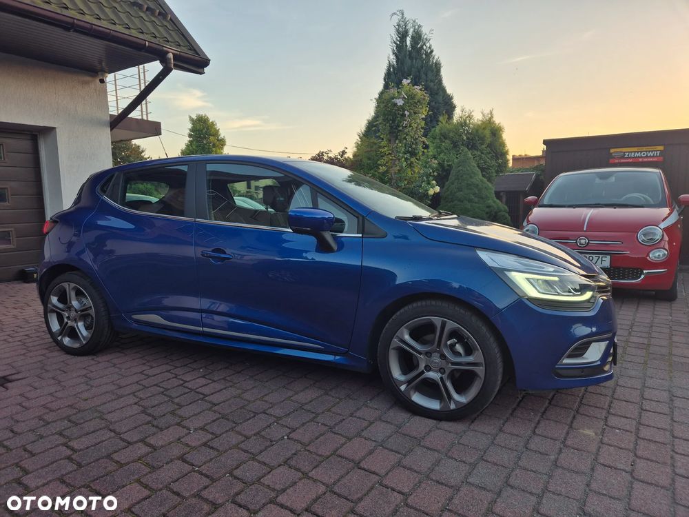Renault Clio - 11