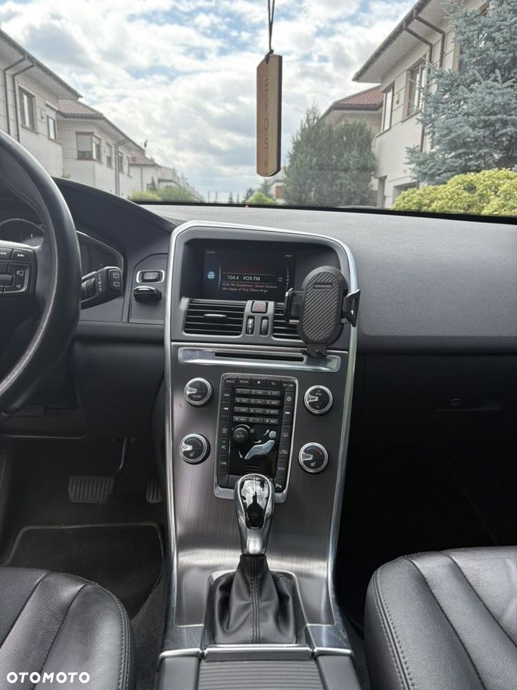 Volvo XC 60 D4 Drive-E Summum - 16