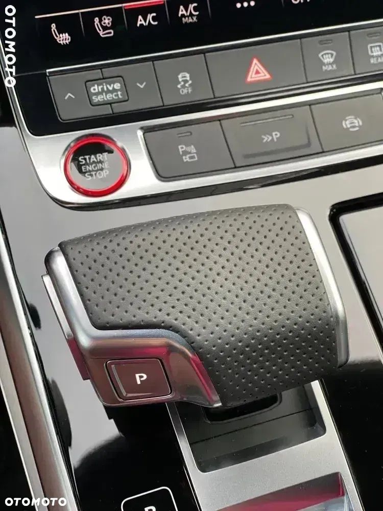 Audi SQ8 - 30