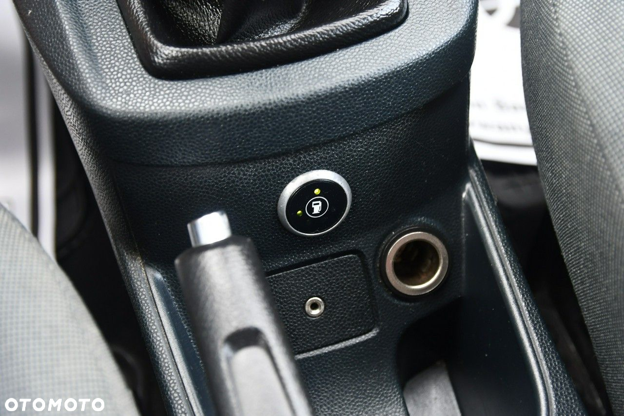 Ford Fiesta - 26