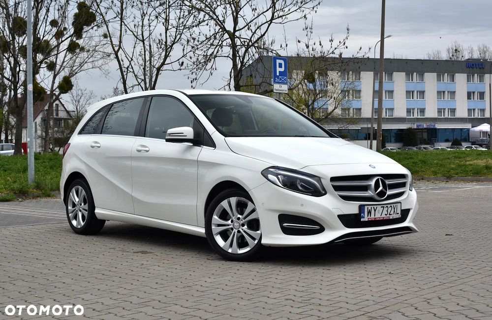 Mercedes-Benz Klasa B 200 7G-DCT Urban - 9