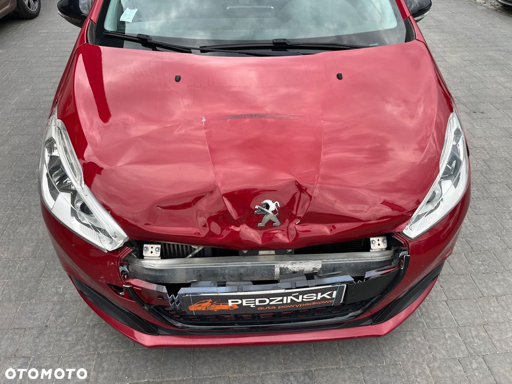 Peugeot 208 - 15
