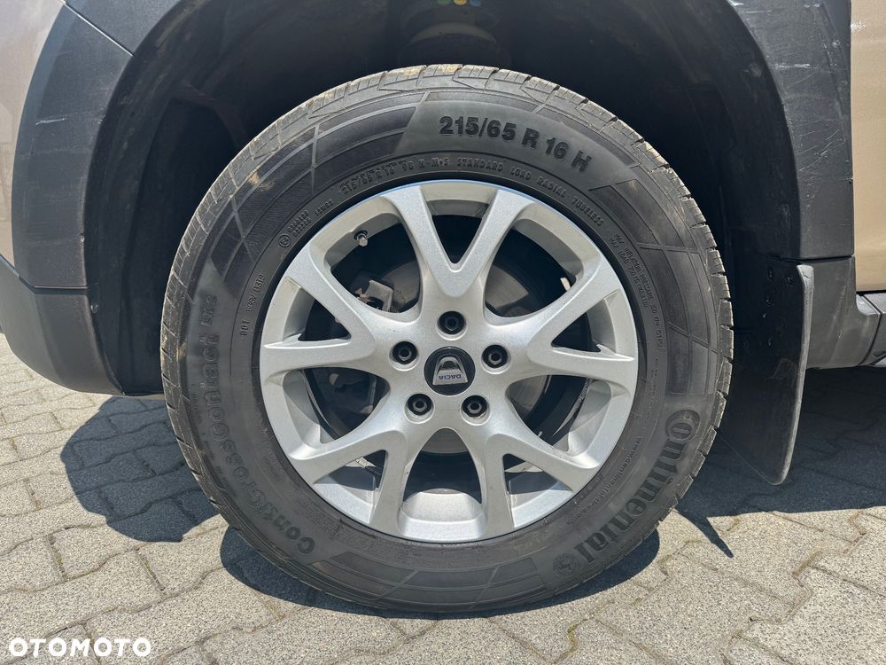 Dacia Duster 1.6 SCe Outdoor S&S - 32