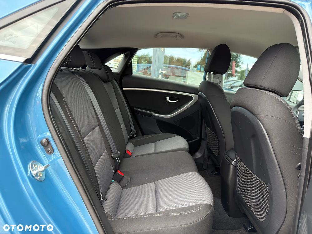 Hyundai i30 1.6 GDI Premium - 25