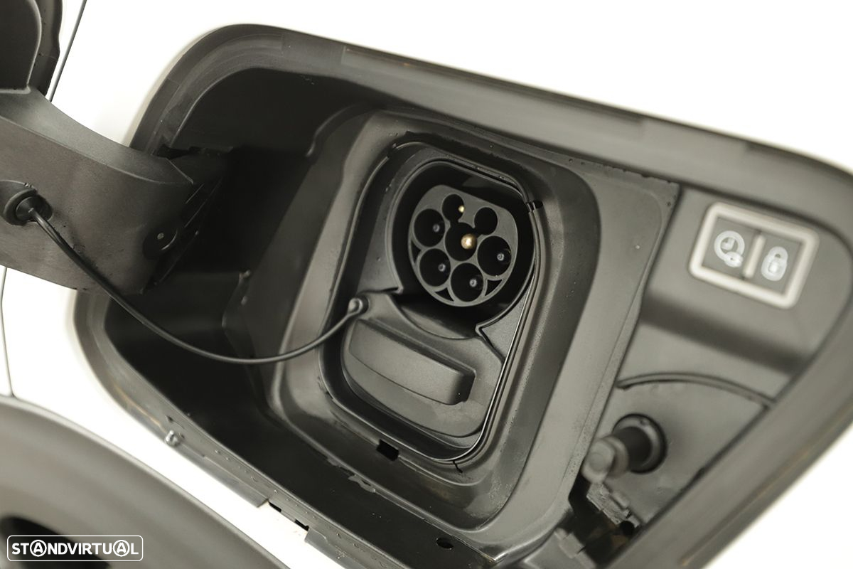 Peugeot e-2008 54 kWh GT - 7