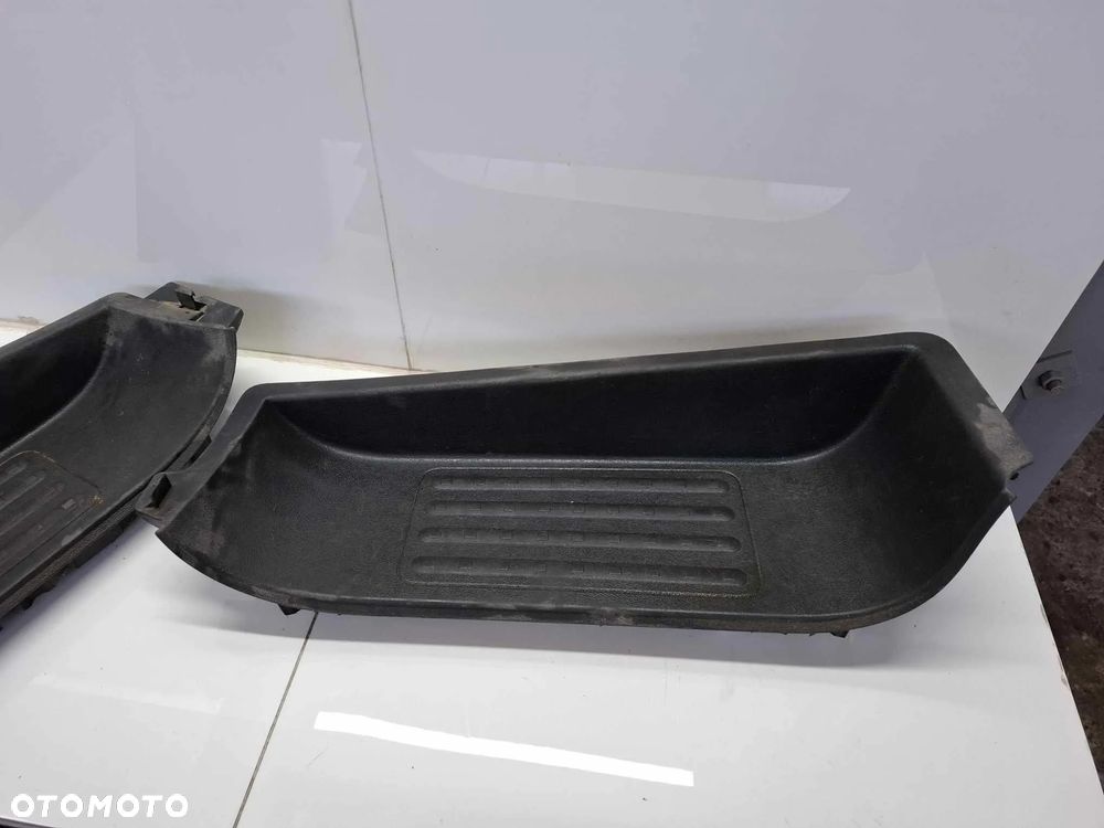 STOPIEŃ PRÓG PRAWY LEWY VW T5 TRANSPORTER CARAVELLE PRZEDNI - 3