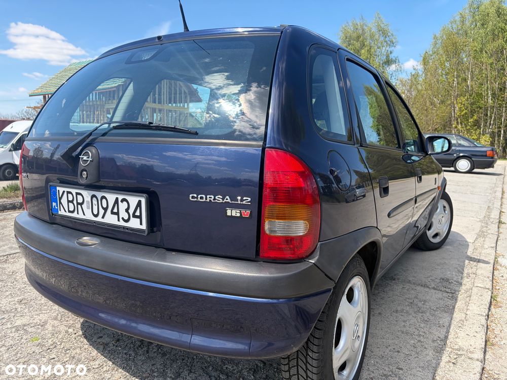 Opel Corsa 1.2 City 16v - 7