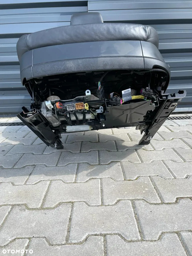 AUDI A8 D3 DRUGI LIFT FOTEL LEWY KIEROWCY - 6