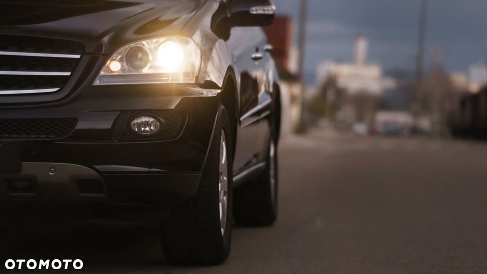 Mercedes-Benz ML 350 4Matic 7G-TRONIC - 25