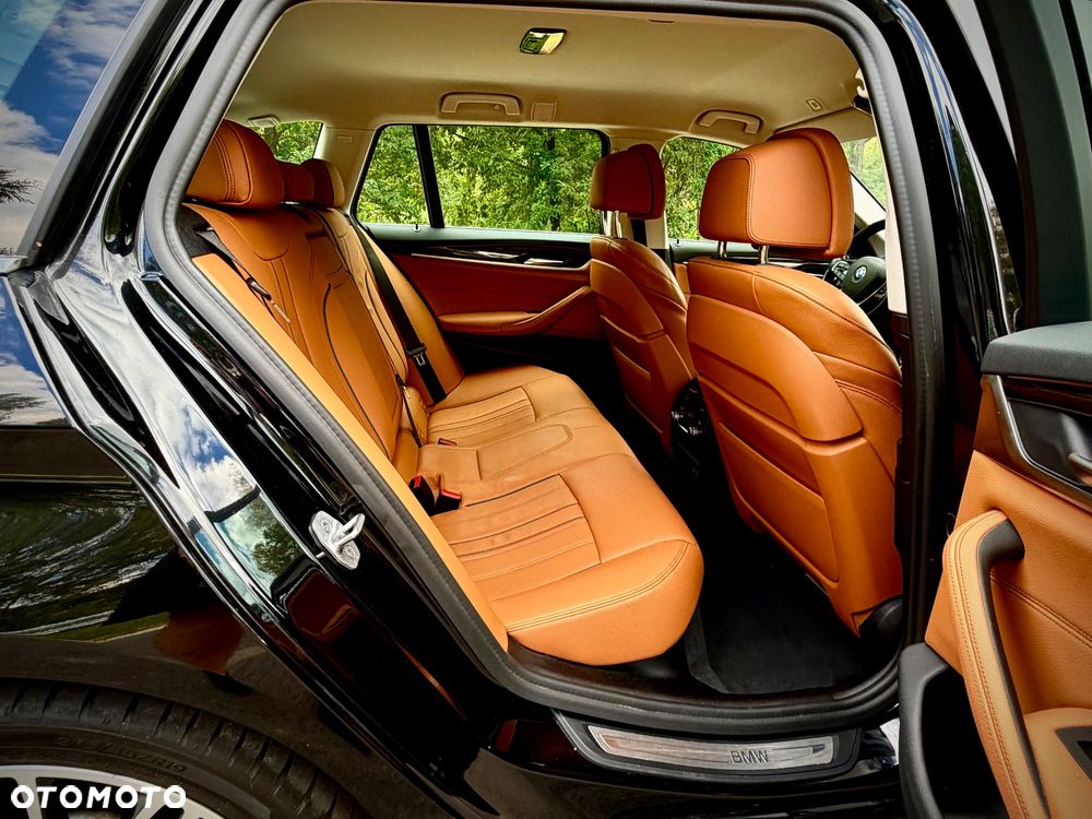 BMW Seria 5 530d xDrive - 23