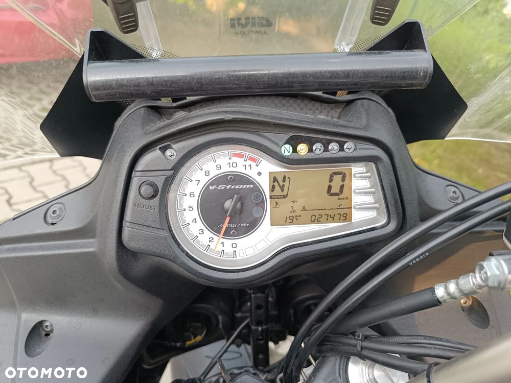Suzuki DL - 16