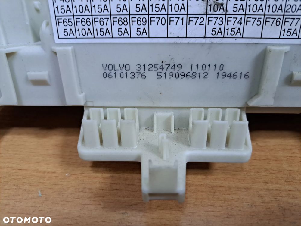 VOLVO V50 S40 SKRZYNKA MODUŁ CEM BSI 31254749 - 3