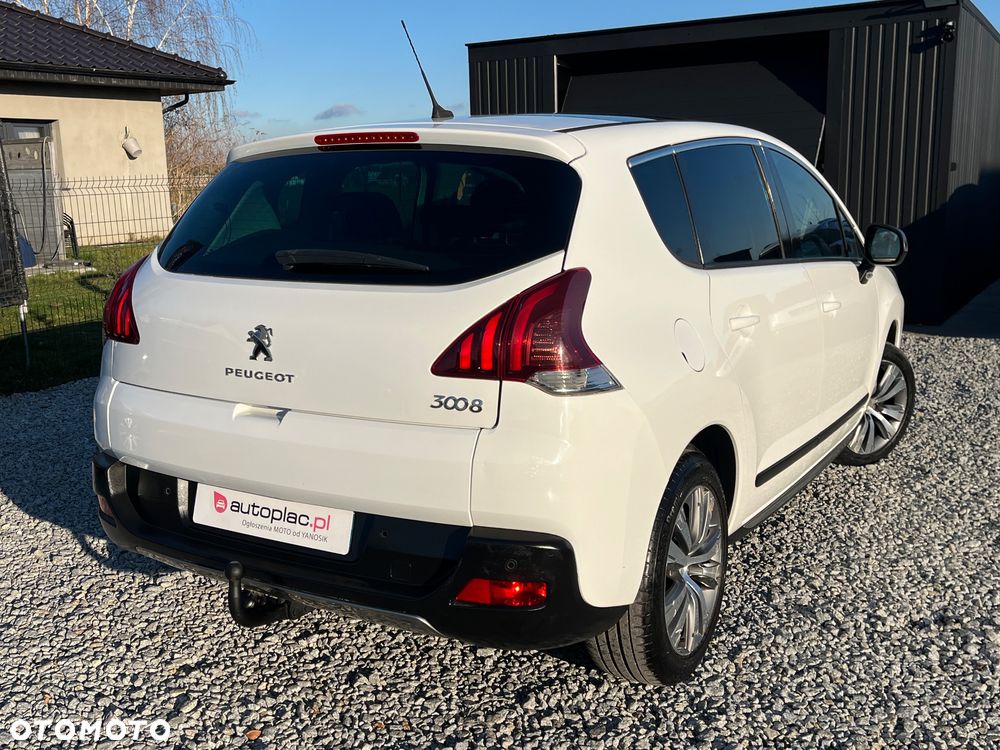 Peugeot 3008 HDi 115 Allure - 4