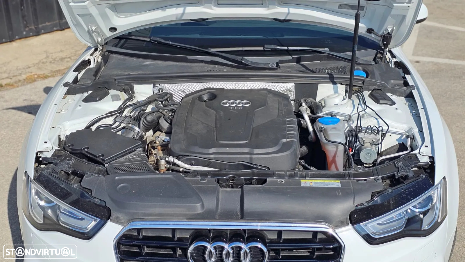 Audi A5 Cabrio 2.0 TDi quattro S-line - 34
