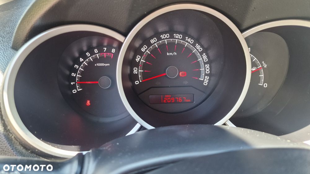 Kia Venga 1.4 M - 8