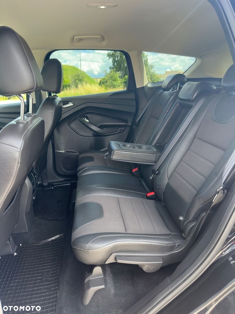 Ford Kuga - 8