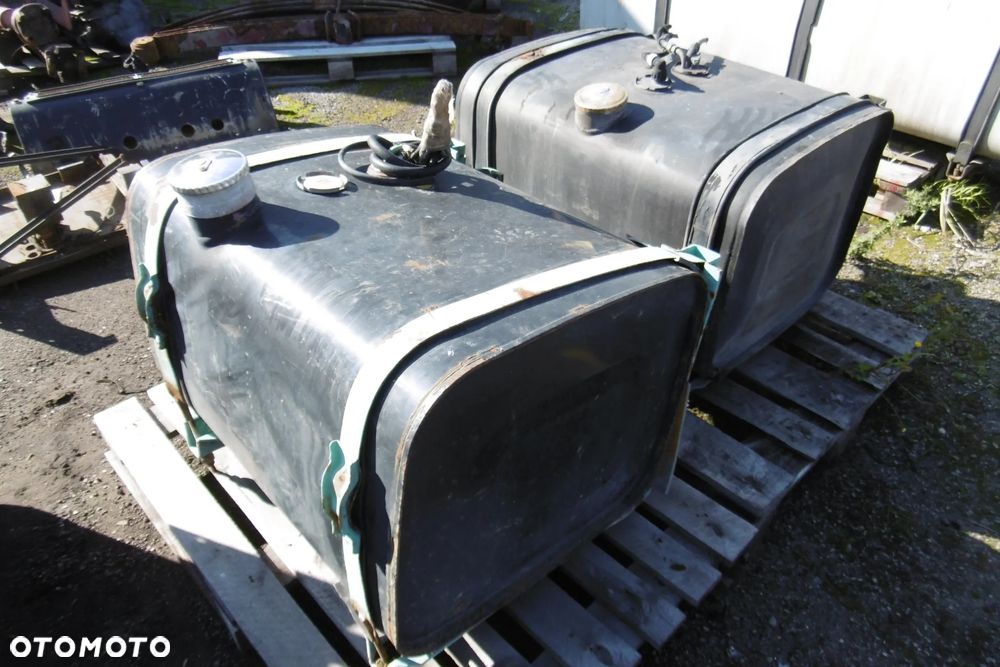 Zbiornik paliwa Man F2000 Tga F90 6x4 8x4 6x6 - 1