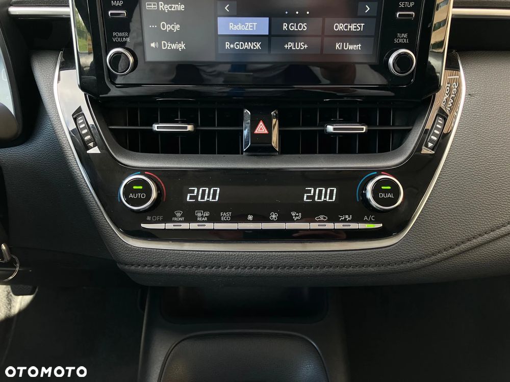 Toyota Corolla 1.5 Comfort - 24