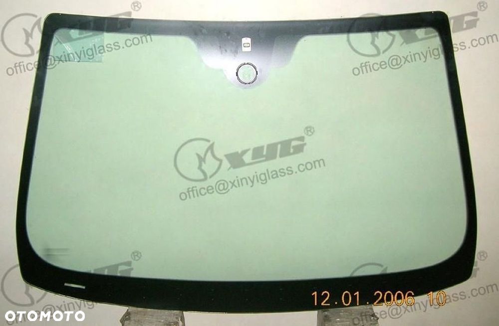 SZYBA CZOŁOWA NISSAN MICRA K12 2002-2011 3/5D SENSOR