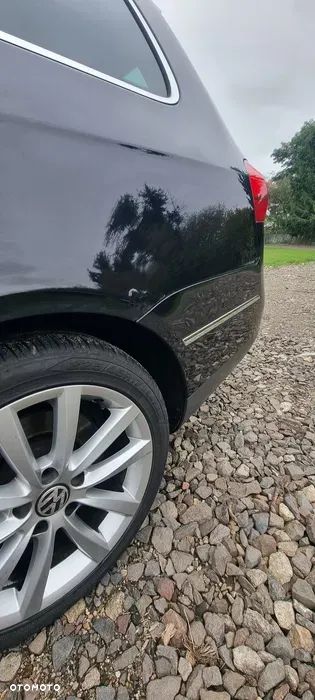 Volkswagen Passat Variant 3.2 V6 FSI 4Motion DSG Highline - 2