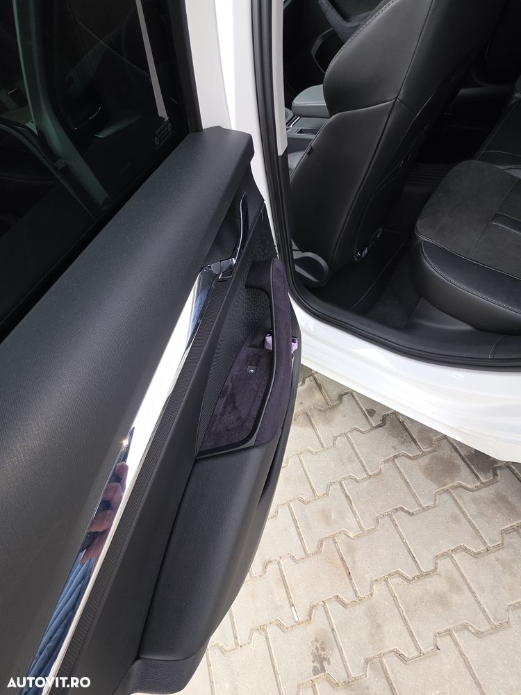 Skoda Octavia 2.0 TDI DSG Style - 17