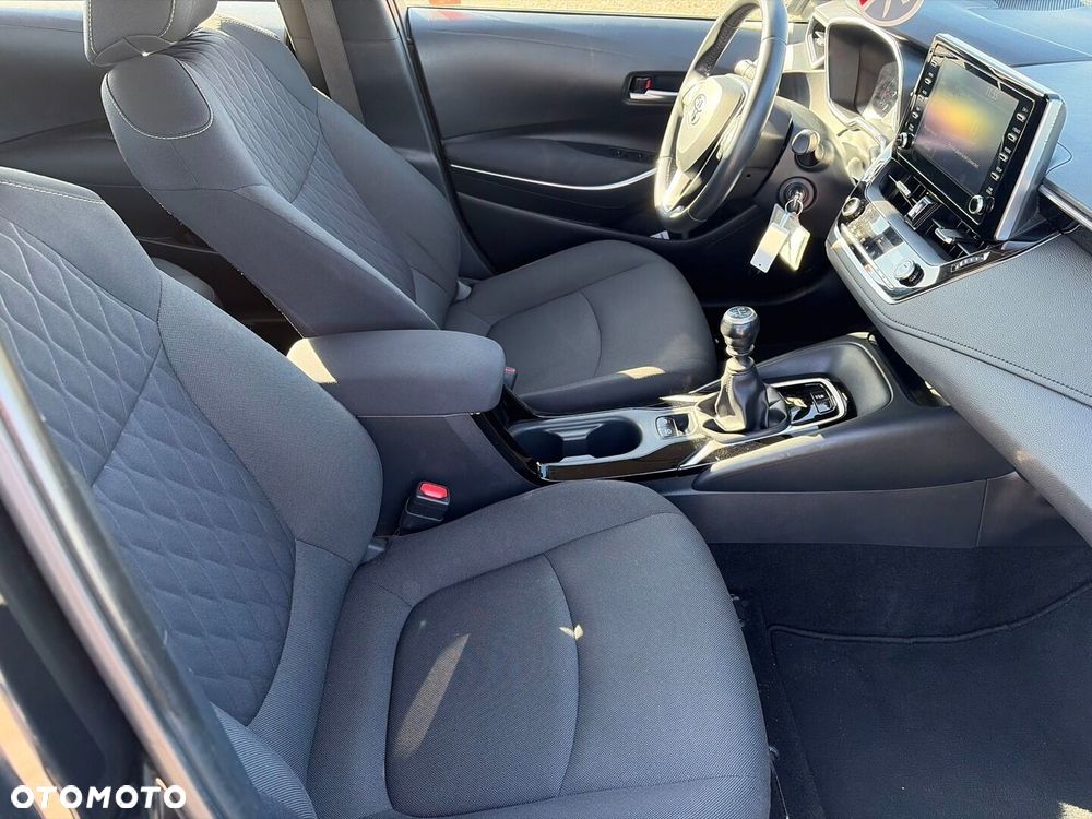 Toyota Corolla - 11