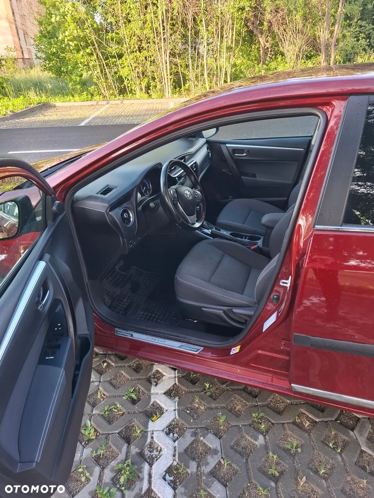 Toyota Corolla 1.6 Prestige MS EU6 - 17