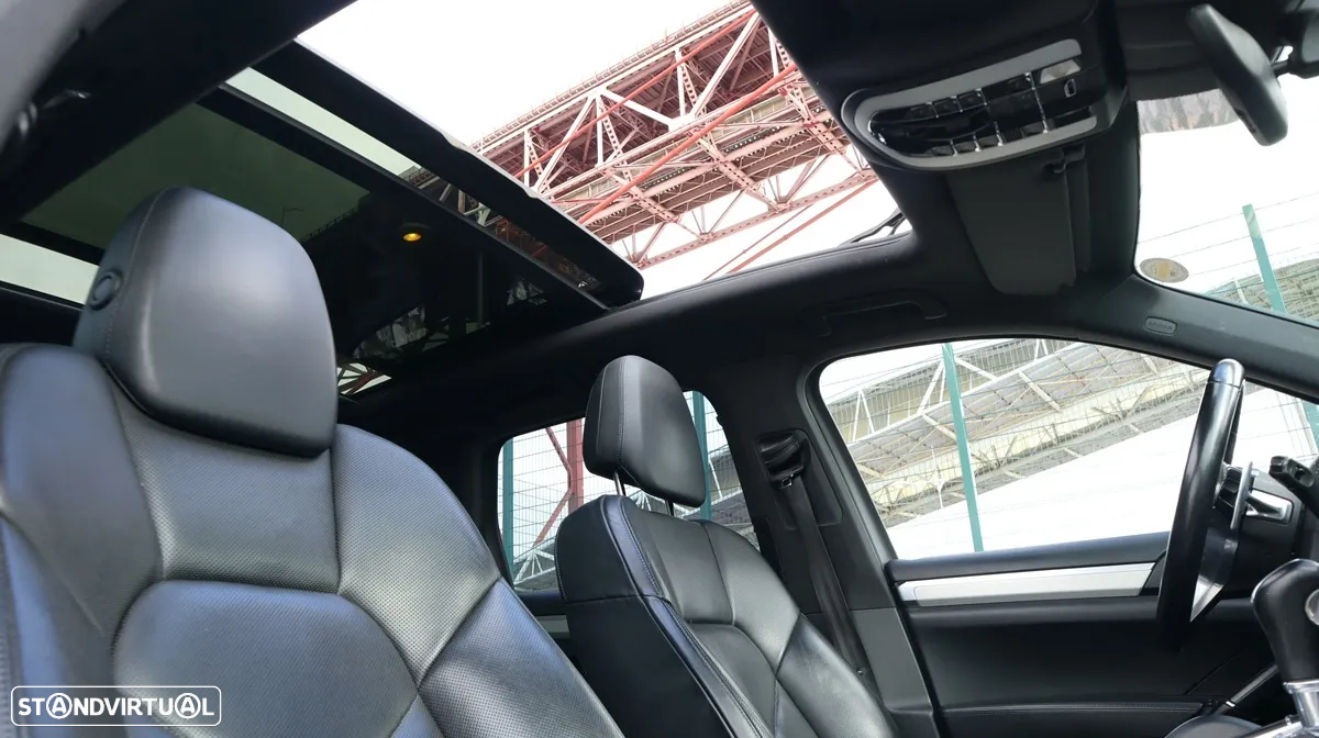 Porsche Cayenne S - 34
