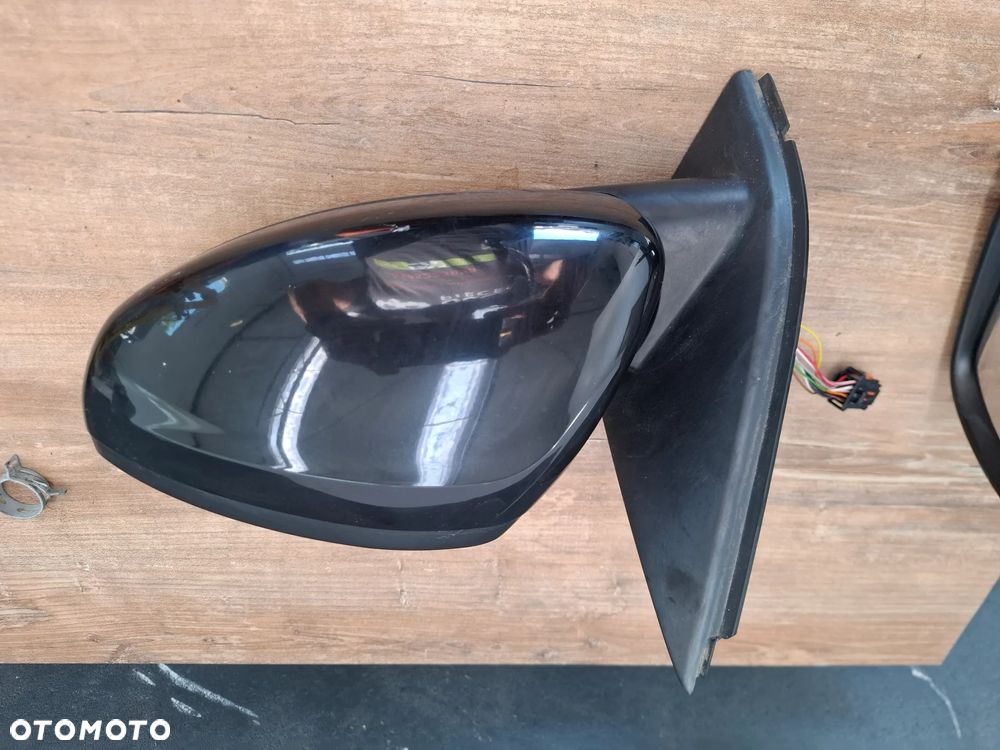 Peugeot 308 T9 GT lusterko lewe 11-pinow - 2