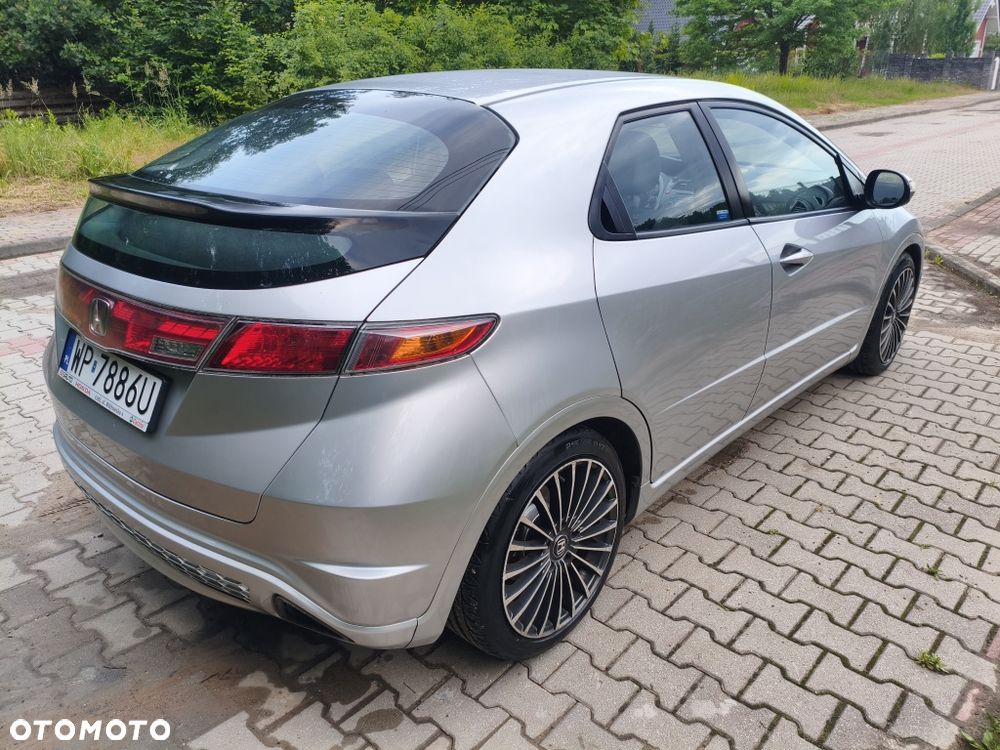 Honda Civic - 4
