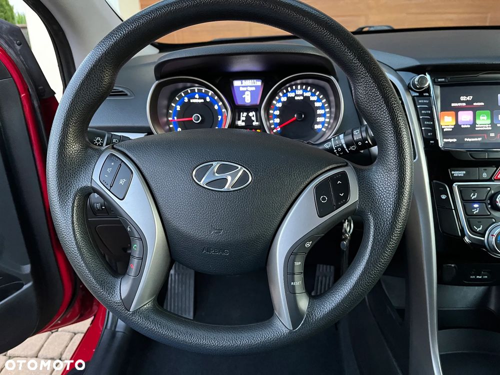 Hyundai i30 1.4 Fifa World Cup Edition - 17