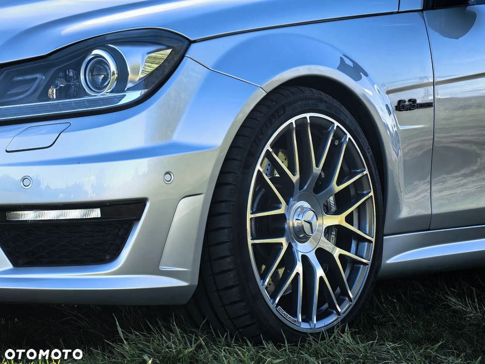 Mercedes-Benz Klasa C 63 AMG AMG SPEEDSHIFT MCT - 21