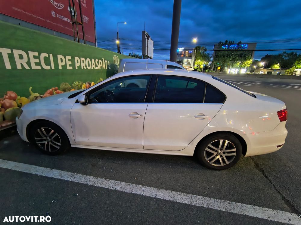 Volkswagen Jetta 1.4 TSI Highline - 18