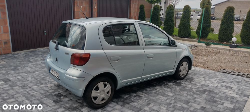Toyota Yaris - 5